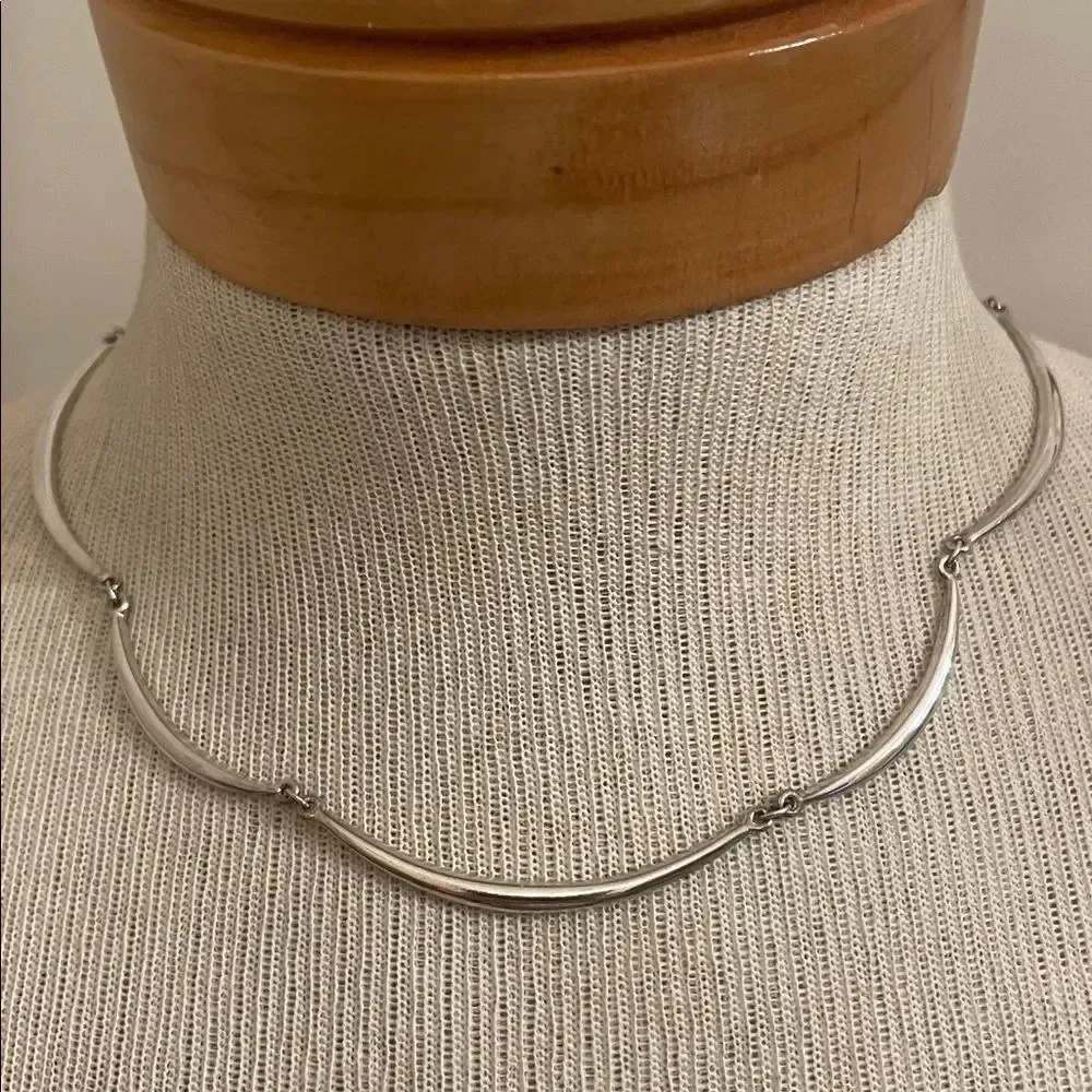 Premier Designs Curved Bar Link Necklace Silver-tone Women's Necklace Scalloped